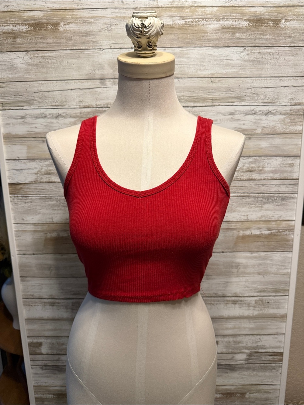 Cotton On V-Neck red tank top size XS